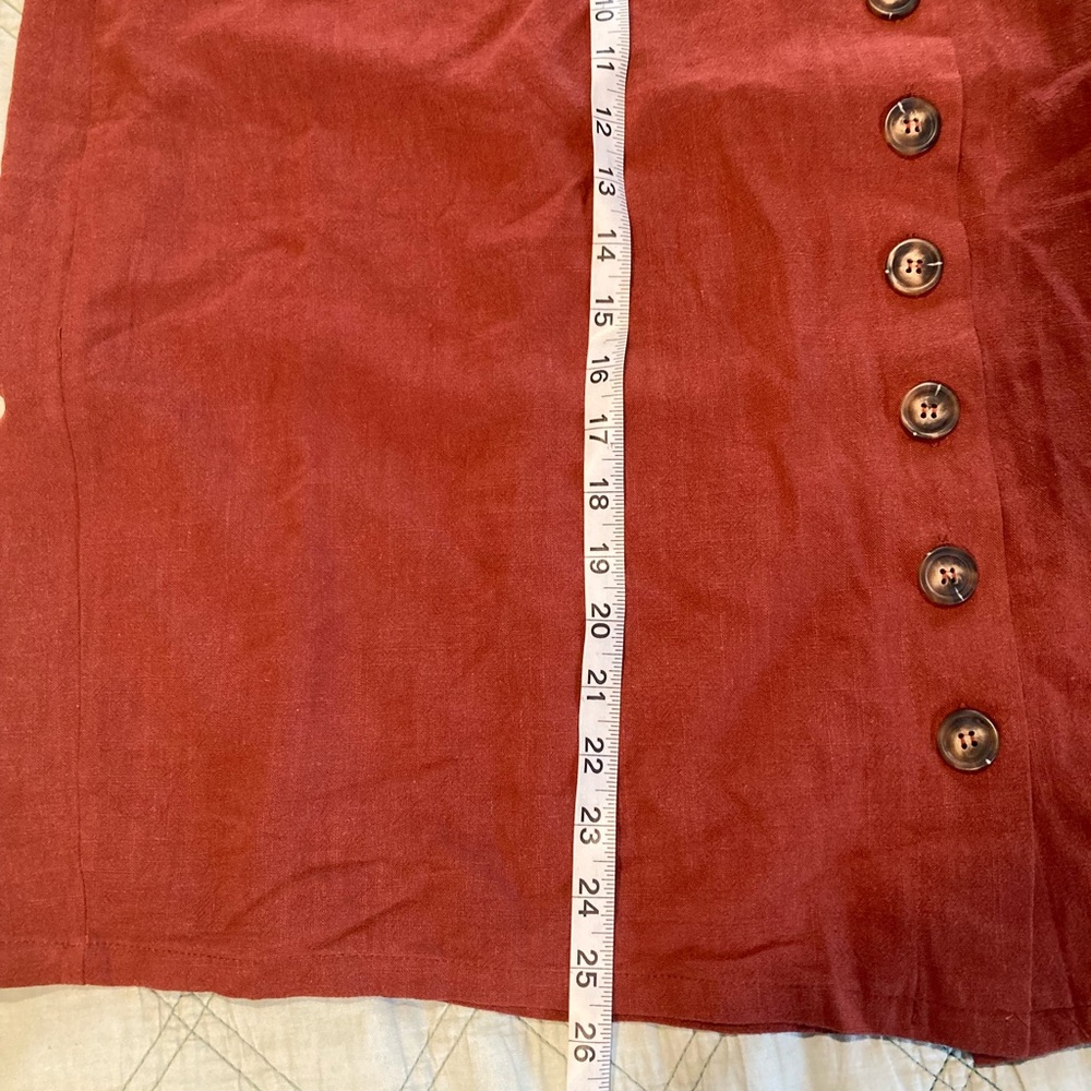 Boutique Button-Down Rust Skirt - Picture 4 of 6